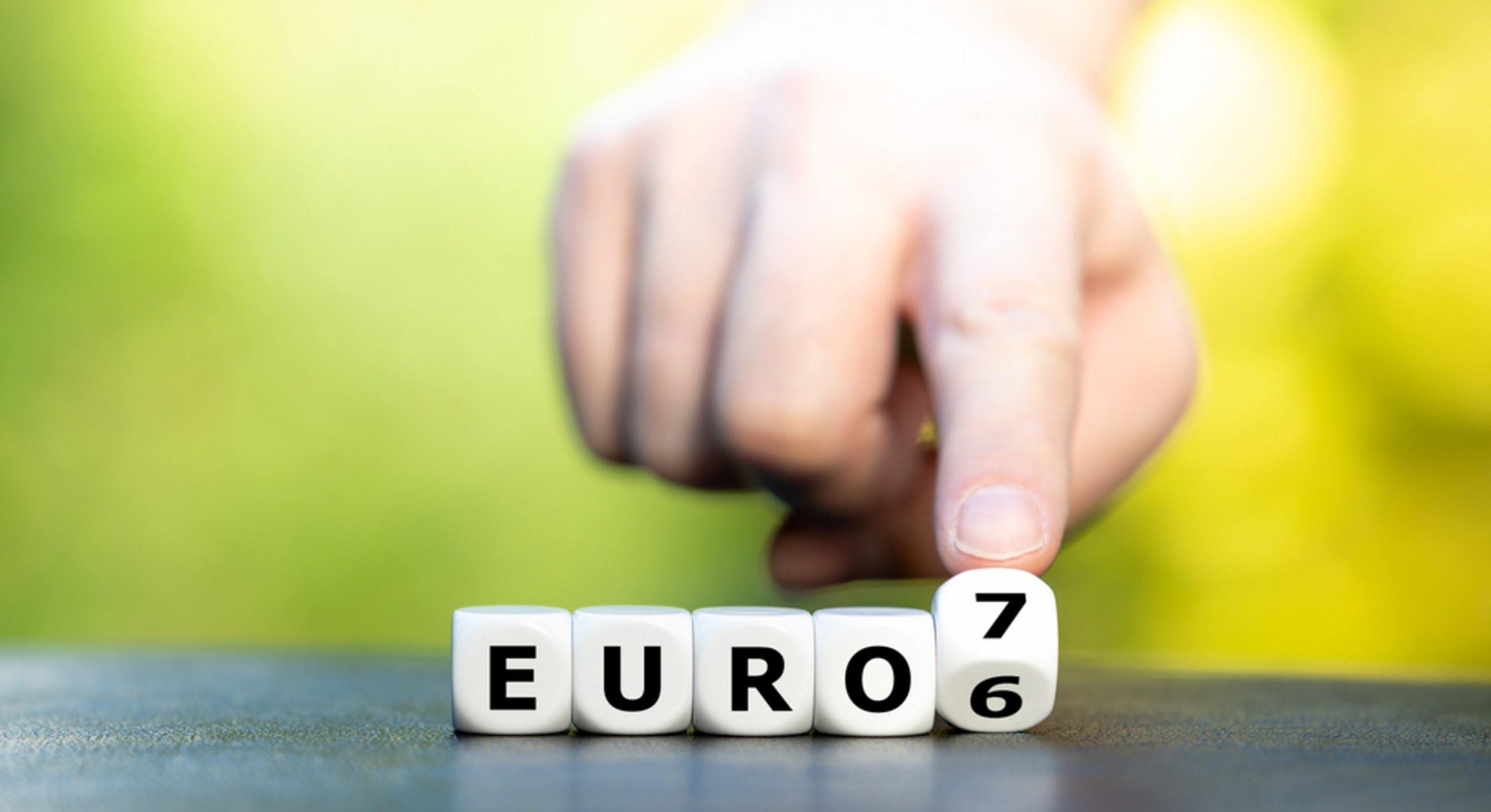 Euro-7-Emissionsgrenzwerte für Kraftfahrzeuge (cepAnalyse zu COM(2022) 586)