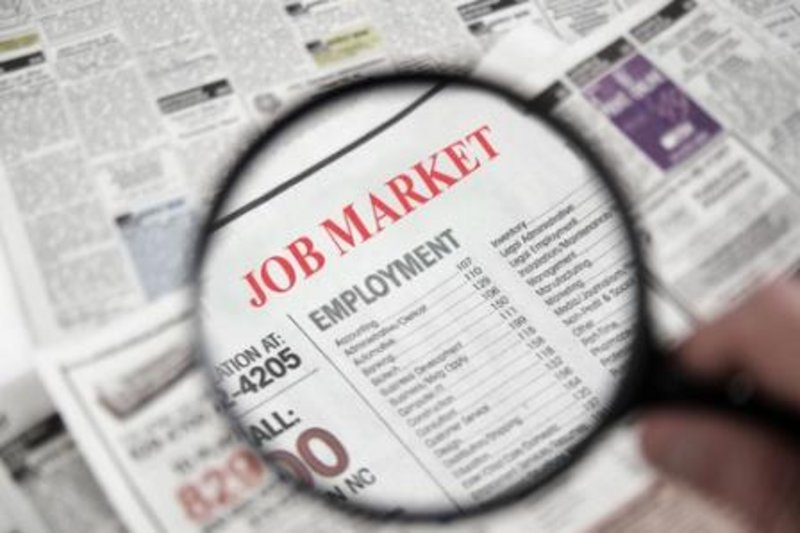A European Contribution towards full Employment (Communication)