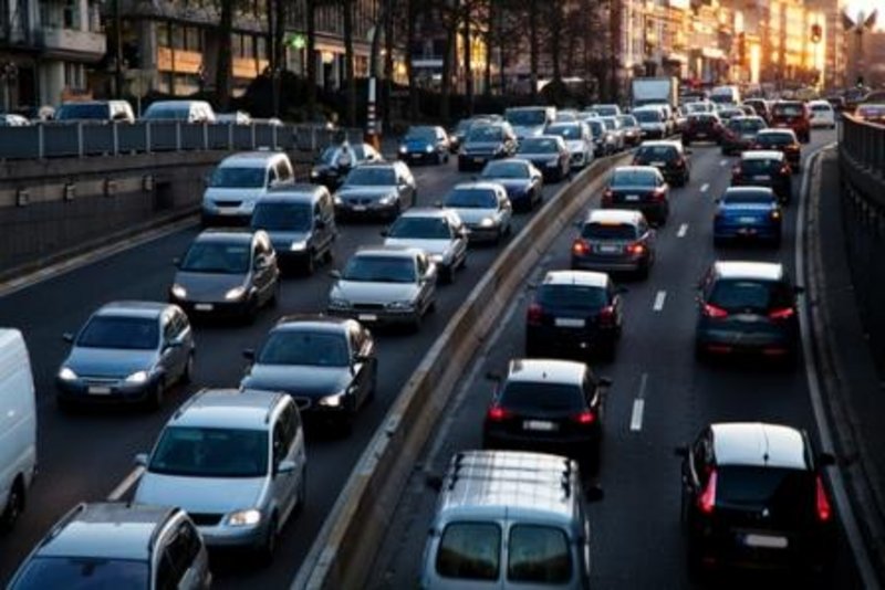 Zusammenarbeit mit Nachbarländern im Verkehrsbereich (Mitteilung)